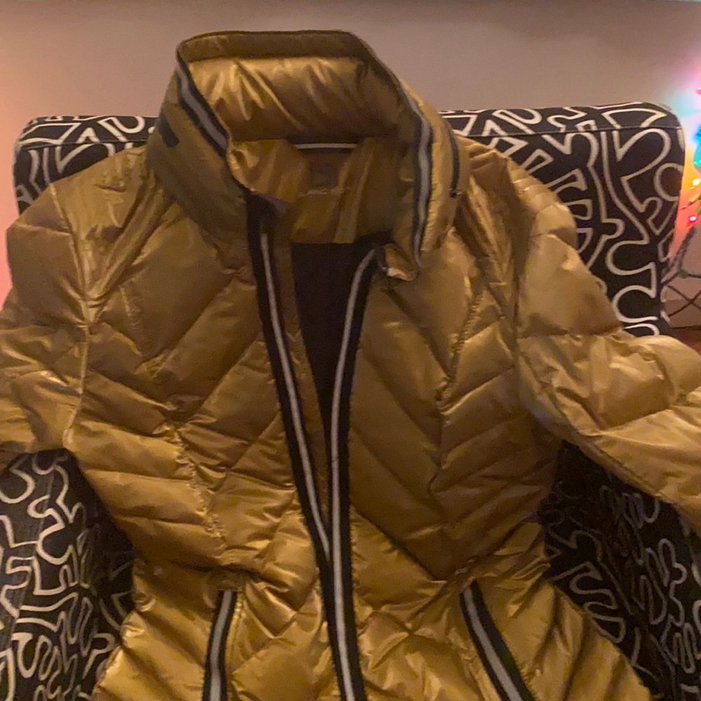 Woman’s puffer jacket